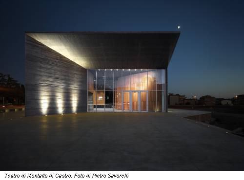 Teatro di Montalto di Castro. Foto di Pietro Savorelli