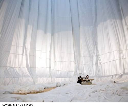 Christo, Big Air Package