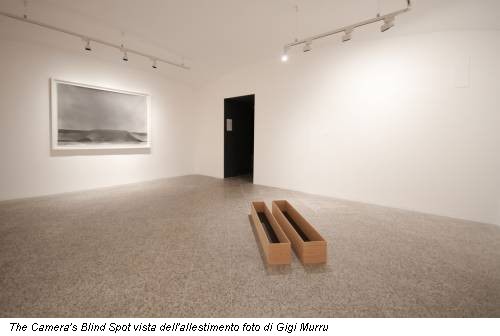 The Camera's Blind Spot vista dell'allestimento foto di Gigi Murru