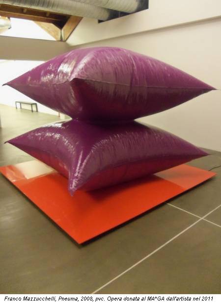 Franco Mazzucchelli, Pneuma, 2008, pvc. Opera donata al MA*GA dall'artista nel 2011