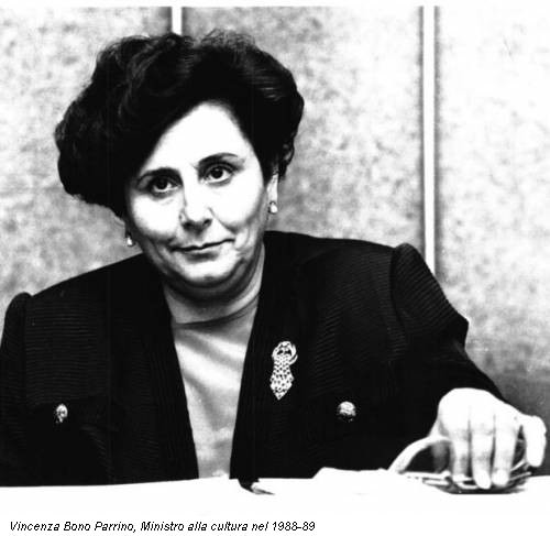 Vincenza Bono Parrino, Ministro alla cultura nel 1988-89