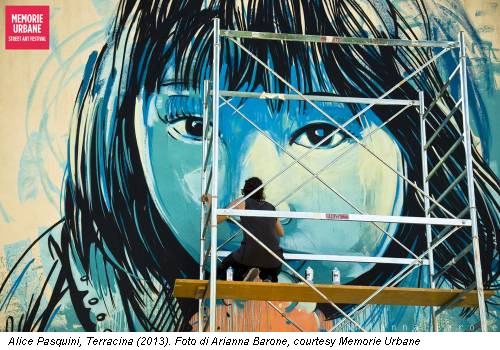 Alice Pasquini, Terracina (2013). Foto di Arianna Barone, courtesy Memorie Urbane