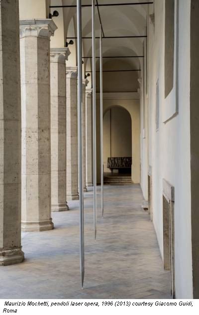 Maurizio Mochetti, pendoli laser opera, 1996 (2013) courtesy Giacomo Guidi, Roma