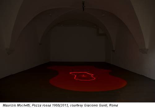 Maurizio Mochetti, Pozza rossa 1988(2013, courtesy Giacomo Guidi, Roma