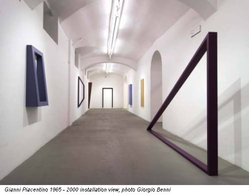 Gianni Piacentino 1965 - 2000 installation view, photo Giorgio Benni