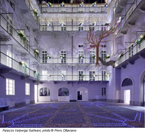 Palazzo Valperga Galleani, photo © Piero Ottaviano
