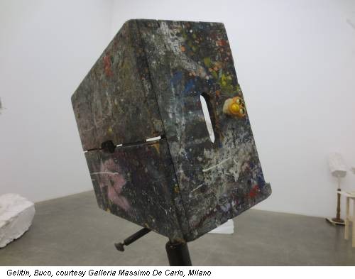 Gelitin, Buco, courtesy Galleria Massimo De Carlo, Milano
