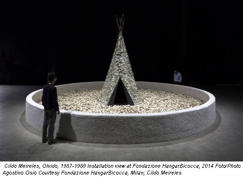 Cildo Meireles, Olvido, 1987-1989 Installation view at Fondazione HangarBicocca, 2014 Foto/Photo Agostino Osio Courtesy Fondazione HangarBicocca, Milan; Cildo Meireles