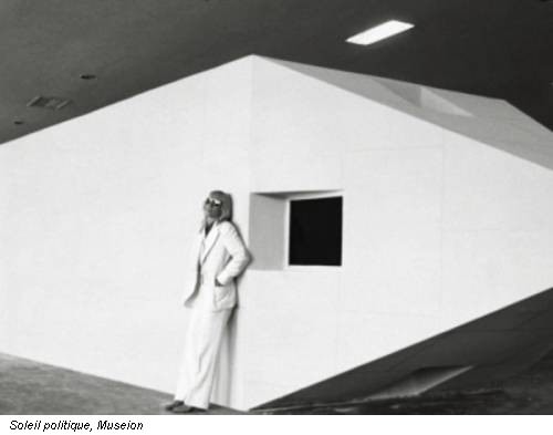 Soleil politique, Museion