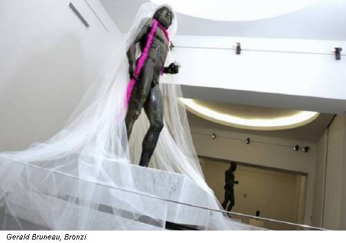 Gerald Bruneau, Bronzi