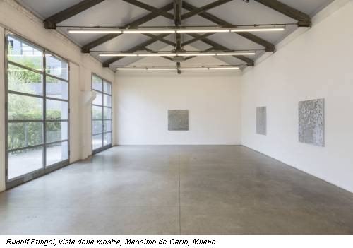 Rudolf Stingel, vista della mostra, Massimo de Carlo, Milano