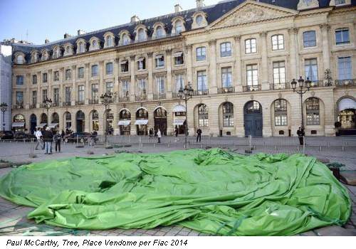 Paul McCarthy, Tree, Place Vendome per Fiac 2014