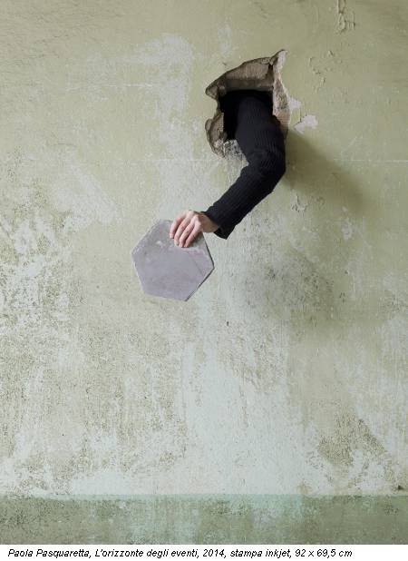 Paola Pasquaretta, L'orizzonte degli eventi, 2014, stampa inkjet, 92 x 69,5 cm