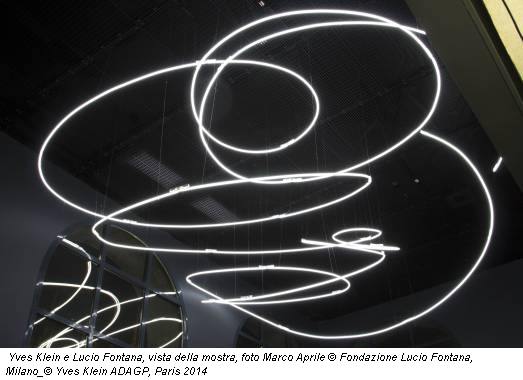 Yves Klein e Lucio Fontana, vista della mostra, foto Marco Aprile © Fondazione Lucio Fontana, Milano_© Yves Klein ADAGP, Paris 2014