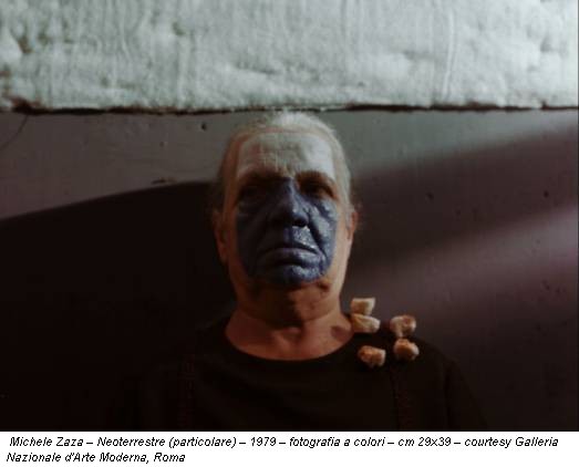 Michele Zaza – Neoterrestre (particolare) – 1979 – fotografia a colori – cm 29x39 – courtesy Galleria Nazionale d'Arte Moderna, Roma