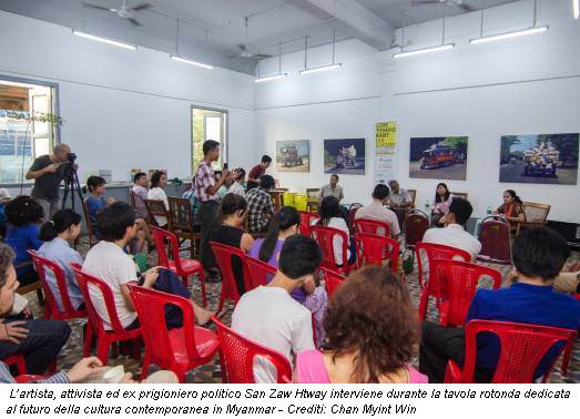 L’artista, attivista ed ex prigioniero politico San Zaw Htway interviene durante la tavola rotonda dedicata al futuro della cultura contemporanea in Myanmar - Crediti: Chan Myint Win