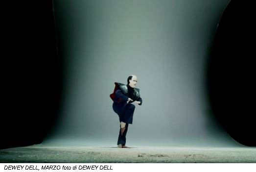 DEWEY DELL, MARZO foto di DEWEY DELL