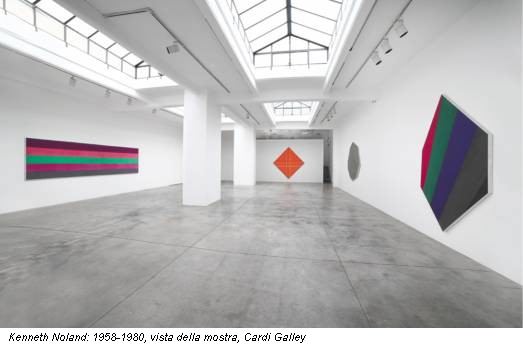 Kenneth Noland: 1958-1980, vista della mostra, Cardi Galley