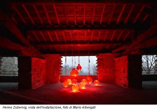 Heimo Zobernig, vista dell'installazione, foto di Mario Albergati