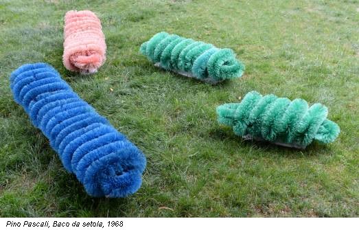 Pino Pascali, Baco da setola, 1968