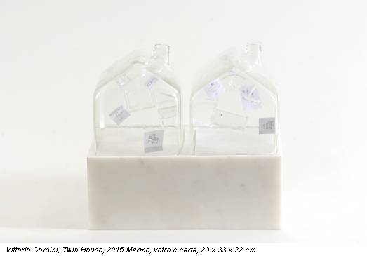 Vittorio Corsini, Twin House, 2015 Marmo, vetro e carta, 29 x 33 x 22 cm