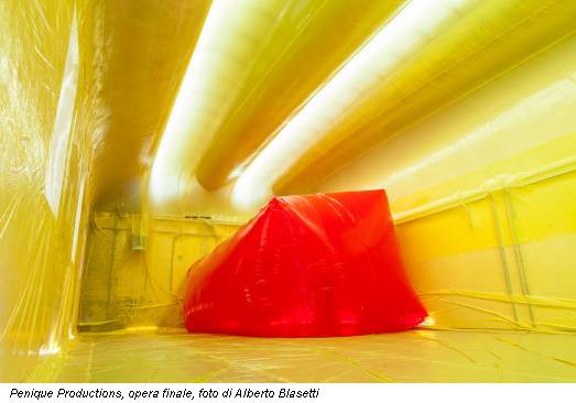 Penique Productions, opera finale, foto di Alberto Blasetti
