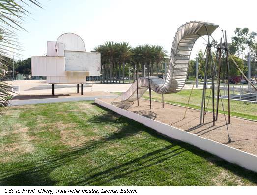 Ode to Frank Ghery, vista della mostra, Lacma, Esterni