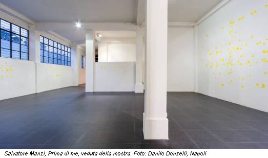 Salvatore Manzi, Prima di me, veduta della mostra. Foto: Danilo Donzelli, Napoli