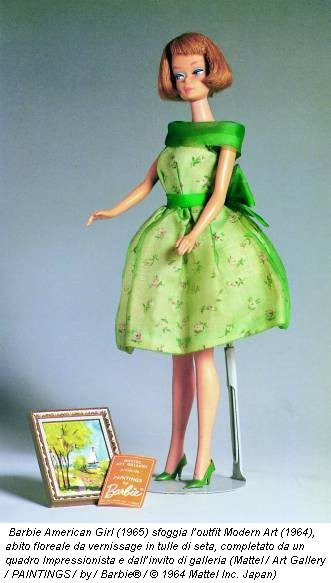 Barbie American Girl (1965) sfoggia l’outfit Modern Art (1964), abito floreale da vernissage in tulle di seta, completato da un quadro Impressionista e dall’invito di galleria (Mattel / Art Gallery / PAINTINGS / by / Barbie® / © 1964 Mattel Inc. Japan)