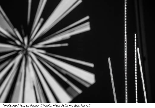 Hirotsugu Aisu, La forma. Il Vuoto, vista della mostra, Napoli