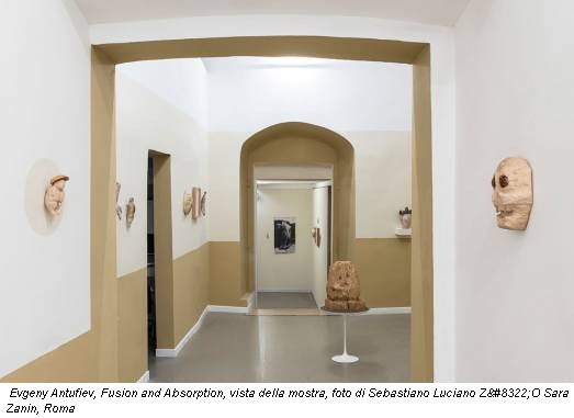 Evgeny Antufiev, Fusion and Absorption, vista della mostra, foto di Sebastiano Luciano Z₂O Sara Zanin, Roma