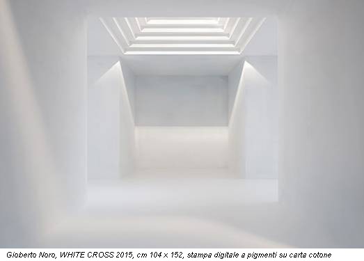 Gioberto Noro, WHITE CROSS 2015, cm 104 x 152, stampa digitale a pigmenti su carta cotone