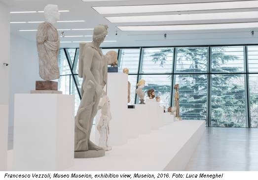 Francesco Vezzoli, Museo Museion, exhibition view, Museion, 2016. Foto: Luca Meneghel
