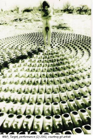 M&P, Target, performance (2) 2002, courtesy gli artisti