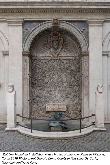 Matthew Monahan Installation views Museo Romano in Palazzo Altemps, Roma 2016 Photo credit Giorgio Benni Courtesy Massimo De Carlo, Milan/London/Hong Kong