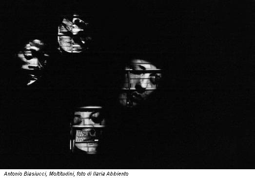 Antonio Biasiucci, Moltitudini, foto di Ilaria Abbiento