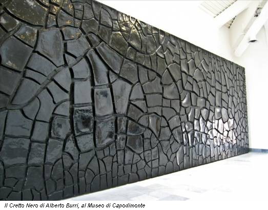 Il Cretto Nero di Alberto Burri, al Museo di Capodimonte