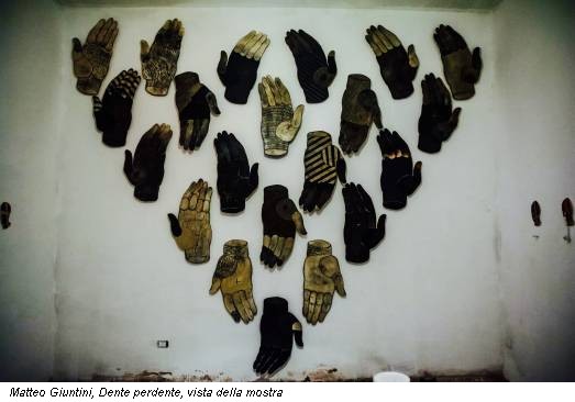 Matteo Giuntini, Dente perdente, vista della mostra