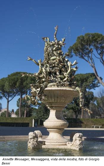 Annette Messager, Messaggera, vista della mostra, foto di Giorgio Benni