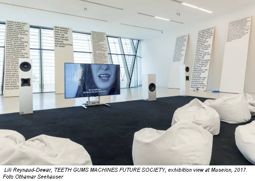 Lili Reynaud-Dewar, TEETH GUMS MACHINES FUTURE SOCIETY, exhibition view at Museion, 2017. Foto Othamar Seehauser