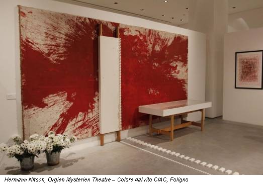 Hermann Nitsch, Orgien Mysterien Theatre – Colore dal rito CIAC, Foligno