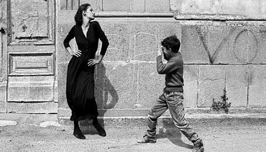 Scianna: il viaggio, il racconto, la memoria Scianna: il viaggio, il racconto, la memoria