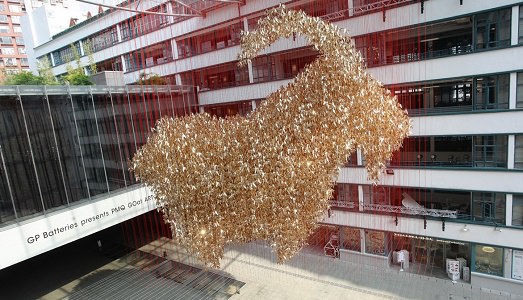 Capodanno cinese, con origami. Ecco l’installazione di Charles Kaisin, designer belga, che inaugura l’anno della capra a Hong Kong