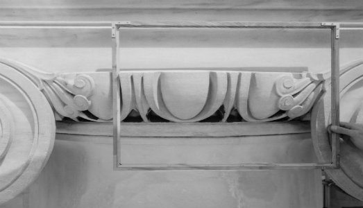 La Sala Reale della Stazione di Torino riapre per Guglielmo Castelli. Che mostra la poesia nella patologia