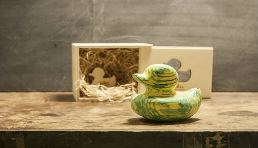 Per Johnny Hermann, il legno è uno stato mentale. A Villa Annoni, a Cuggiono, un viaggio tra le forme di un materiale sempre vivo