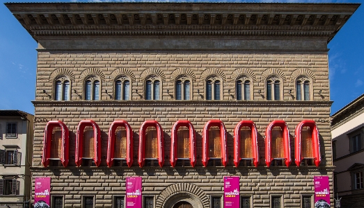 Il 2020 di Palazzo Strozzi sarà tutto contemporaneo, con Jeff Koons e Tomas Saraceno