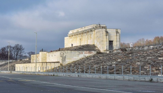 Norimberga. Restaurare o non restaurare? Norimberga. Restaurare o non restaurare?