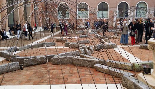 La vita e gli spazi abitabili di Mario Merz