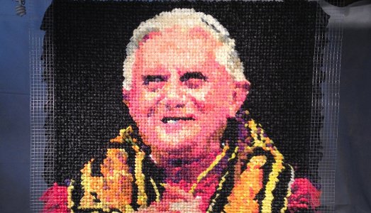 Tra sacro e profano Tra sacro e profano