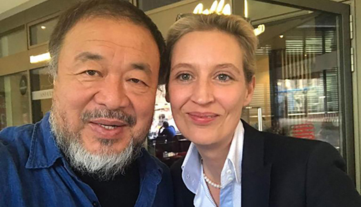 Destra o sinistra? Selfie!